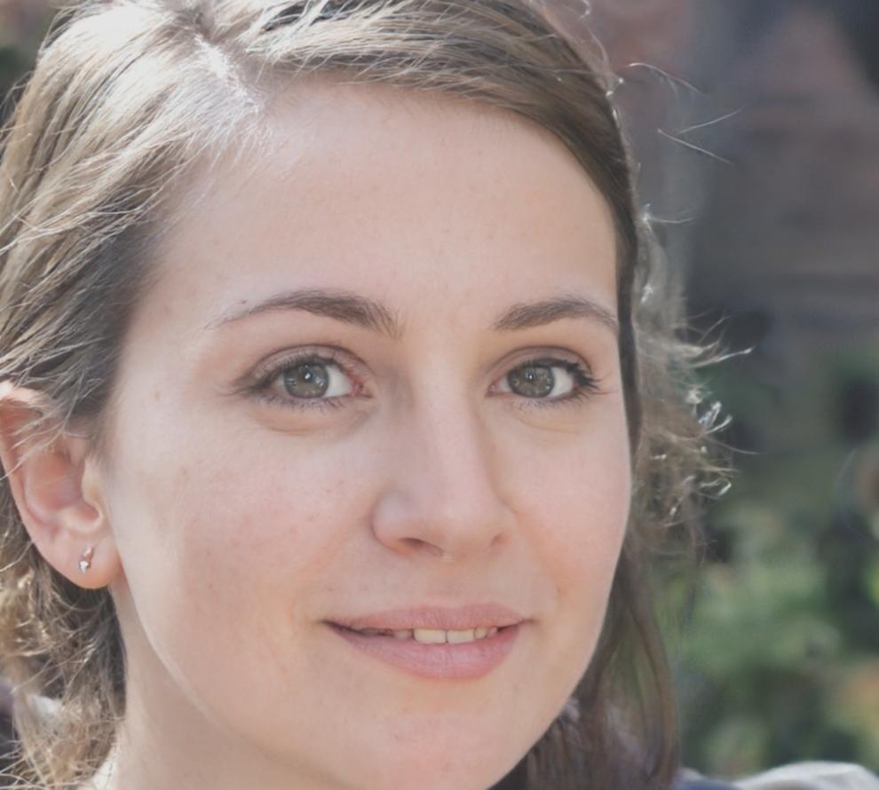 Portrait de Camille Durand, experte en finances